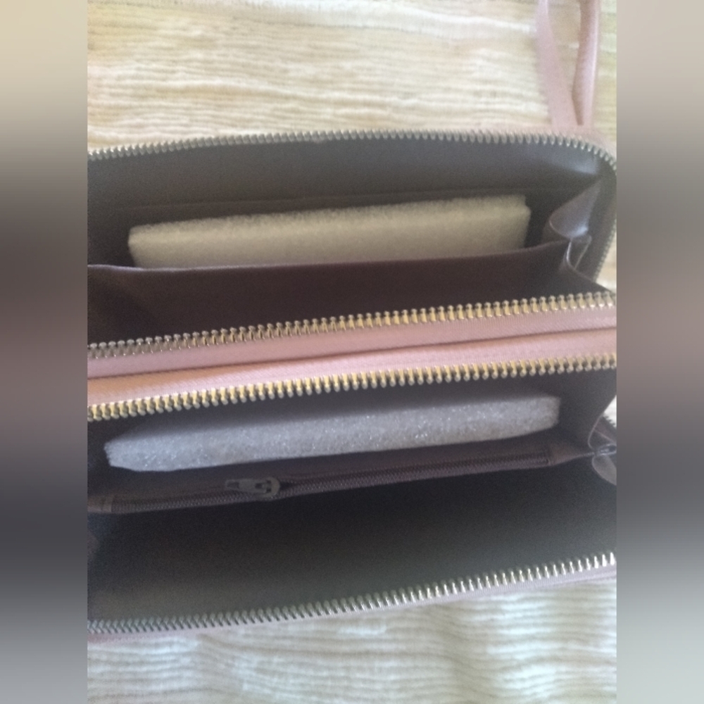 NWT Pink Wallet - Picture 9 of 11